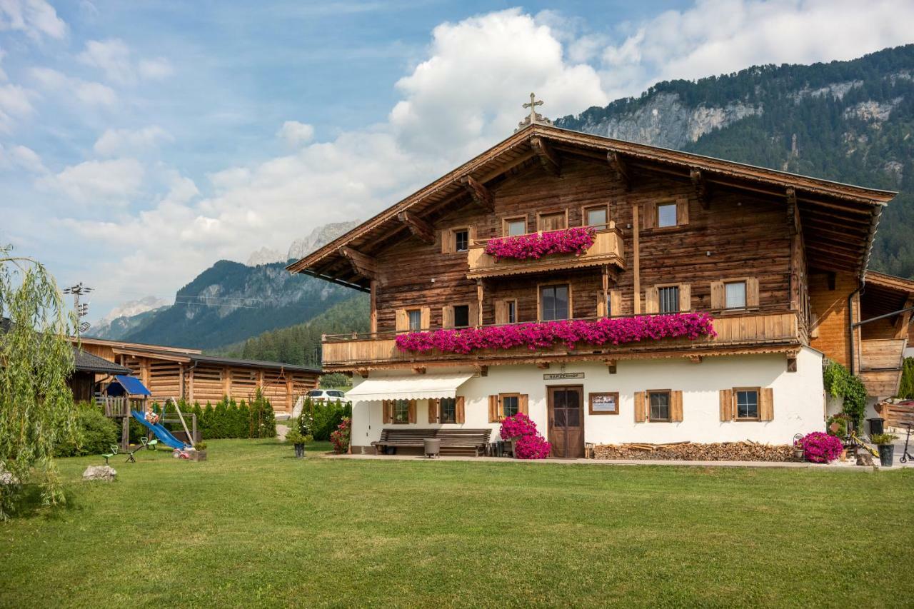 Narzenhof Wellness Chalets, Familien & Luxus Apartments Am Bauernhof Sankt Johann in Tirol Exteriér fotografie